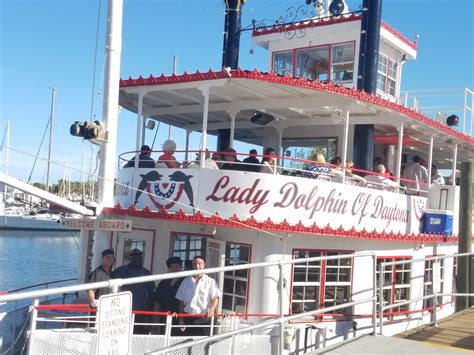 daytona beach dinner boat cruise.